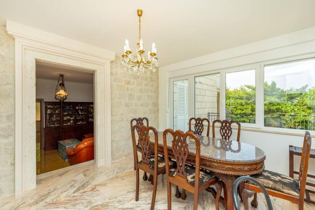 Apartment Art Delux **** Dubrovnik Bagian luar foto